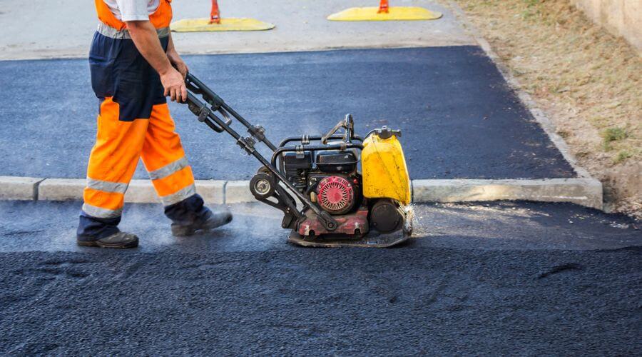 Expert Emergency Roof Repairs services in Valyermo, CA